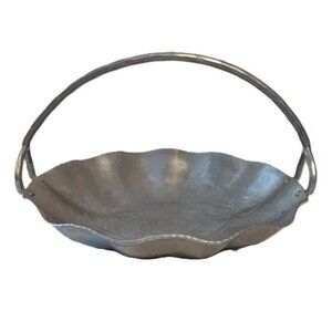 Vintage Hand Forged Everlast Metal Serving Bowl Tray Embossed Pine Cone‎ Handle
